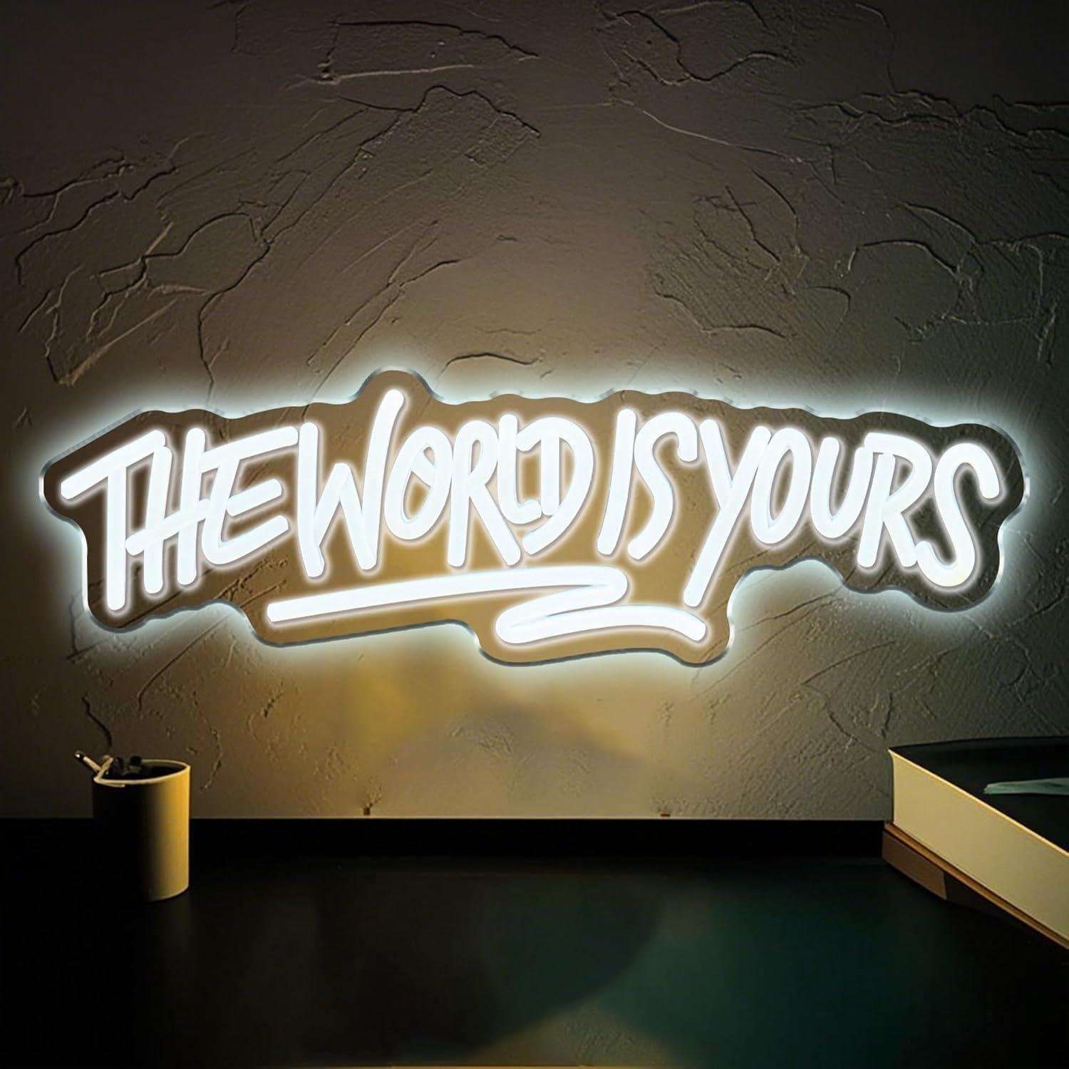 Letreiro Neon 'The World is Yo - Party Games Birthday avaliação e preço