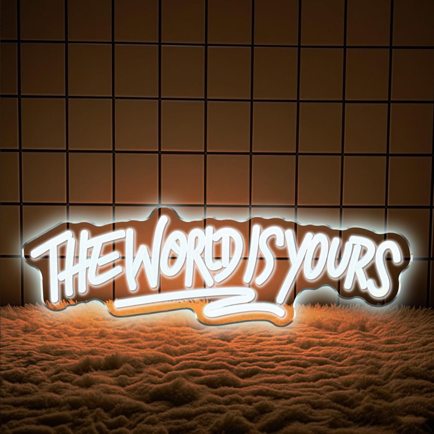 Letreiro Neon 'The World is Yo - Party Games Birthday avaliação e preço